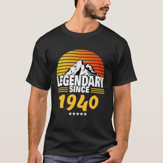 Retro Sunrise LEGENDARY SINCE 1940 Tシャツ (正面)