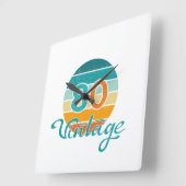 Retro Sunset 80 Vintage Distressed スクエア壁時計 (傾斜)