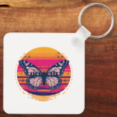 Retro Sunset Butterfly キーホルダー (裏面)