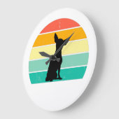 Retro Sunset Chihuahua  ラージ壁時計 (傾斜)