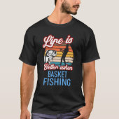 Retro Sunset Fishing  When Basket Fishing Tシャツ (正面)