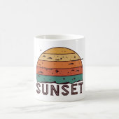 Retro Sunset Horizon Graphic Mug' コーヒーマグカップ (中央)