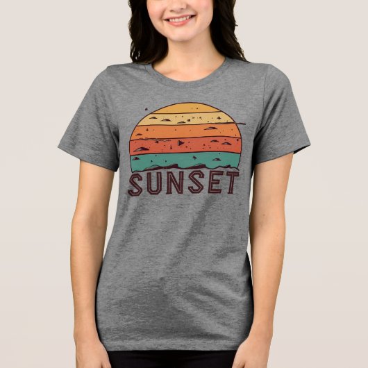 Retro Sunset Horizon Graphic T-Shirt トライブレンドTシャツ (正面)