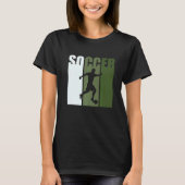 Retro Sunset Soccer Player Green Silhouette Tシャツ (正面)