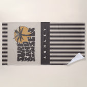 Retro Surf Sand Sunsets Palm Tree Beach Vibes ビーチタオル (正面)