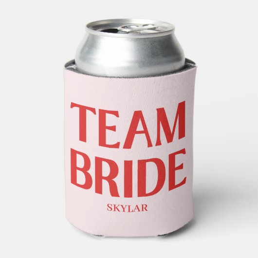 Retro Team Bride Bachelorette Red Pink 缶クーラー (缶正面)