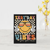 Retro Test Day Vibes You Got This Motivation Teach カード (黄色い花)
