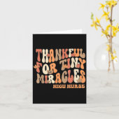 Retro Thankful For Tiny Miracles Thanksgiving Nicu カード (黄色い花)