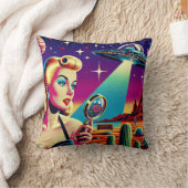 Retro UFO Pin-Up T-Shirt  クッション (ブランケット)