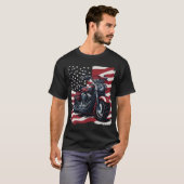Retro USA American Flag Motorcycle Veteran Biker Tシャツ (正面フル)