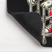 Retro Video Game Controller With Walker Funny Game マウスパッド (コーナー)