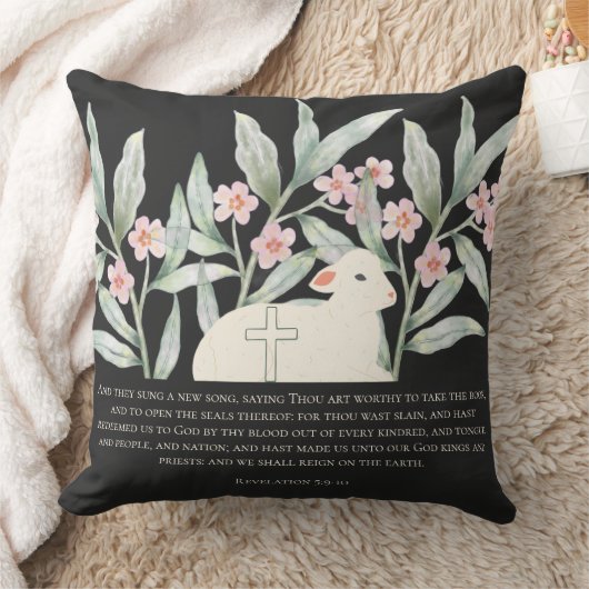 Revelation 5 Redeemed Black Square Throw Pillow クッション (ブランケット)