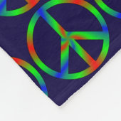 RGBピースサイン フリースブランケット (角)