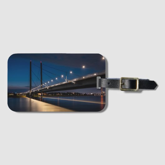 Rheinkniebrucke Dusseldorf，ドイツ ラゲッジタグ (正面横)