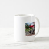 Rhinebeck NY – 屋外シート コーヒーマグカップ (正面右)