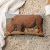 Rhinoと泥の写真 ランバークッション (ブランケット)