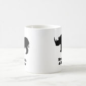 Rhinoの強さと名誉の黒 コーヒーマグカップ (中央)