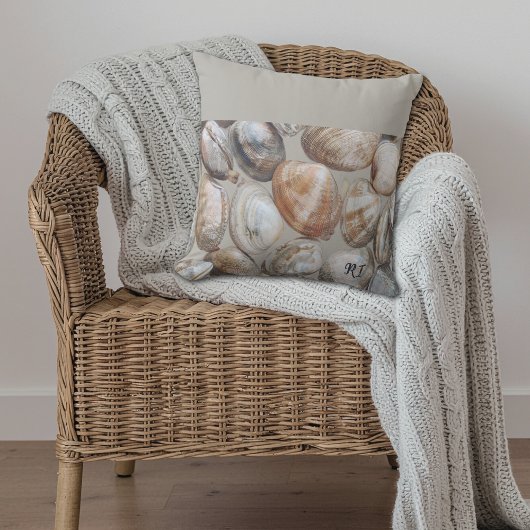 Rhode Island Quahog Clams Coastal Throw Pillow クッション