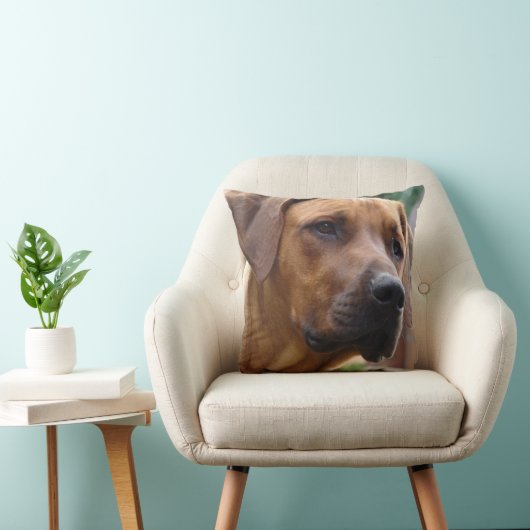 Rhodesian Ridgebackの枕 クッション (椅子)