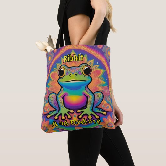 Ribbit and Radiate Boho Frog - サイケデリック Boho トートバッグ (クローズアップ)
