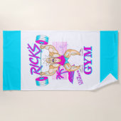 RICKおよびMORTY™ |リックズジムクラブのメンバー ビーチタオル (正面)