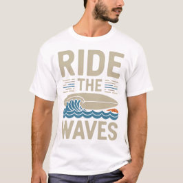 Ride the Waves Retro Surfboard Design Tシャツ