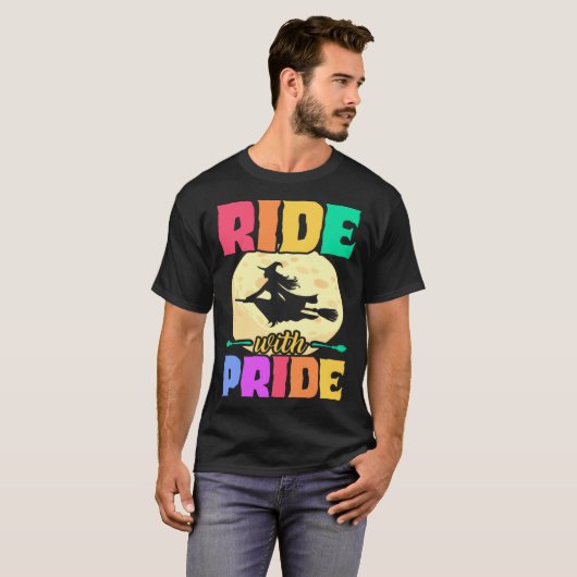 Ride With Pride LGBT Gay Pride Halloween Party Wit Tシャツ (正面フル)