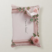 Ring Bearer Pillow With Bride & Groom Names アクセントクッション (正面(垂直))