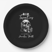 RIP 20代ブラック不気味スカル誕生日パーティー ペーパープレート (正面)