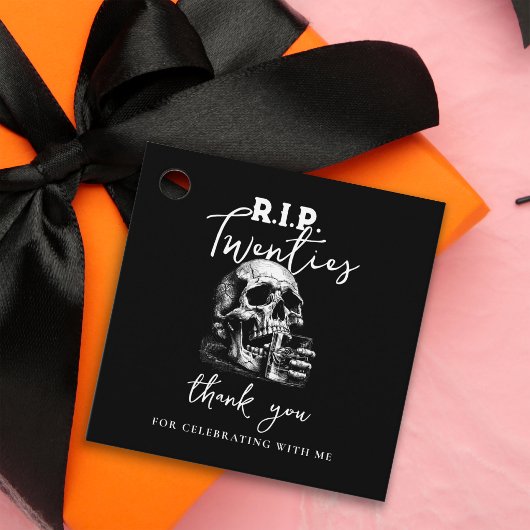 RIP Twenties 黒いドクロのサンクスバースデー フェイバータグ