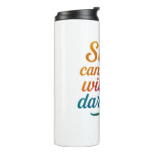 Rising Strength Tシャツ タンブラー (回転左)