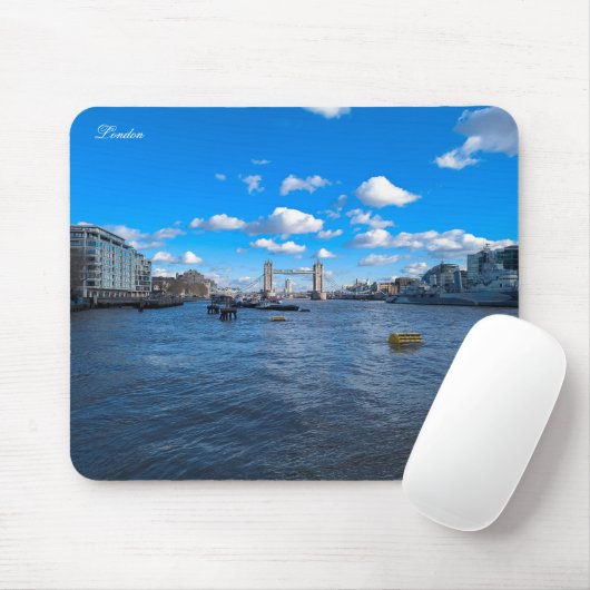 River Thames and Tower Bridge マウスパッド (マウス)