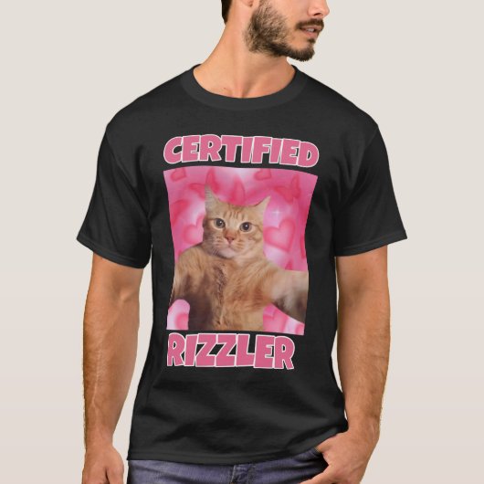 RIZZLER認定の猫ミーム Tシャツ (正面)