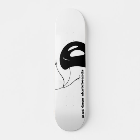 rjのスケートで滑る、不機嫌はスケートボードの後をつけます スケートボード (正面)