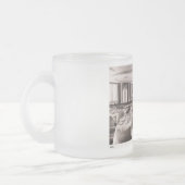 RMSの旅客船、メリーのグリルのヴィンテージ女王 フロストグラスマグカップ (左)