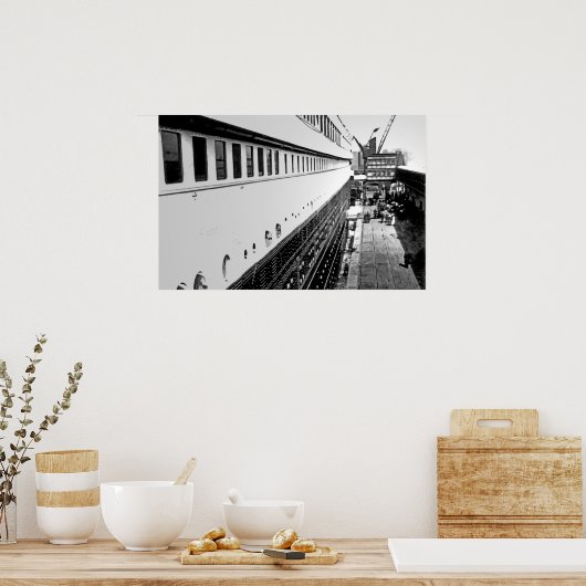 RMSタイタニック:乗客が乗り出す ポスター (キッチン)