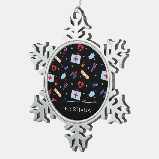 RNパーソナライズされたナース |医師の医療パターン スノーフレークピューターオーナメント (右)