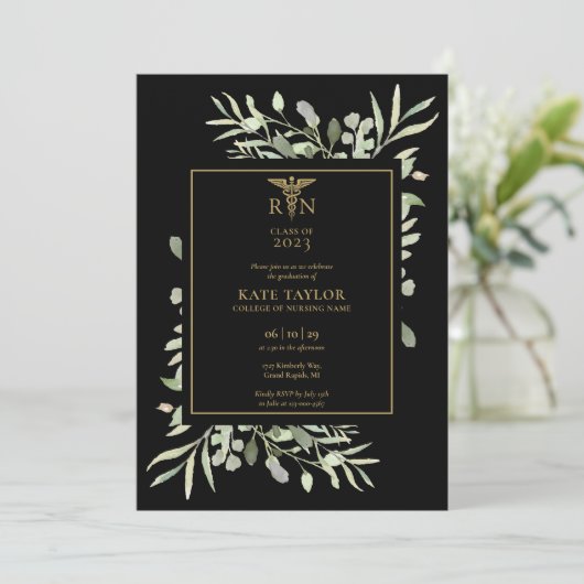 RN看護の卒業写真の葉の黒と金ゴールド 招待状 (スタンド正面)