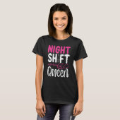 RN CNA Nurse Appreciation Night Shift Queeen Nursi Tシャツ (正面フル)
