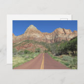 Road at Zion National Park USA ポストカード (正面/裏面)