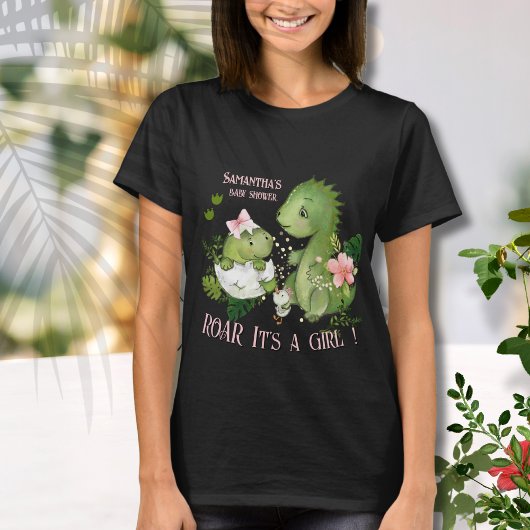 Roar It's a Girl! ベビーシャワーお母さん用 Tシャツ
