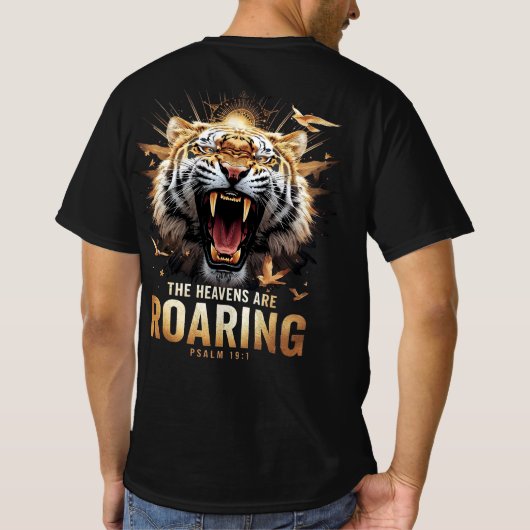 Roaring Faith Psalm 19:1 Tiger Christian Graphic Tシャツ (裏面)