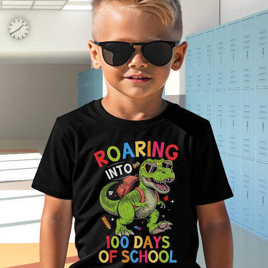 Roaring into 100 Days of School Dinosaur– Fun Kids Tシャツ