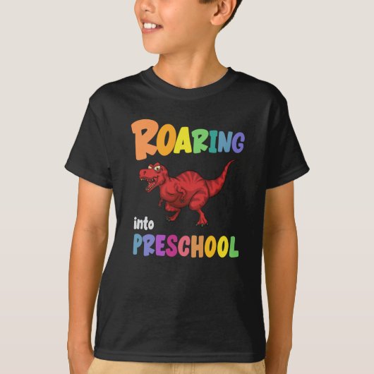 Roaring Into Preschool Tシャツ (正面)