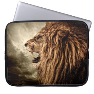Roaring Lion:威厳のあるヴィンテージ・アート。 ラップトップスリーブ