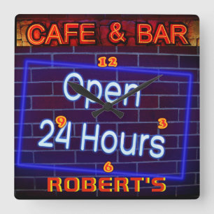 ROBERT – 名前ネオンサインバーマンケーブデンクロックおもしろい スクエア壁時計