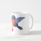 Robin Bird Flying with Red Heart Love Letter コーヒーマグカップ (正面右)