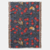 Robins in the apple tree/blue and red  スローブランケット (正面縦)