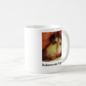 Roborovskiのハムスターによってはマグが家へ帰ります コーヒーマグカップ (正面右)