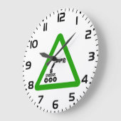 Robot Crossing Warning Sign ラージ壁時計 (傾斜)